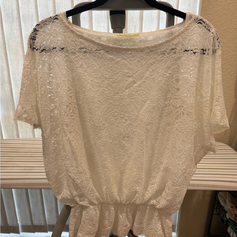 Gianni Bini Tan Boxy Blouse with Relaxed Fit